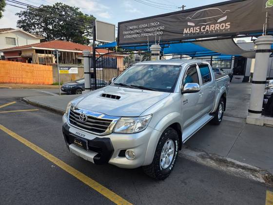 TOYOTA HILUX 3.0 SRV 4X4 CD 16V TURBO INTERCOOLER DIESEL 4P AUTOMÁTICO TOYOTA HILUX 3.0 SRV 4X4 CD 16V TURBO INTERCOOLER DIESEL 4P AUTOMÁTICO